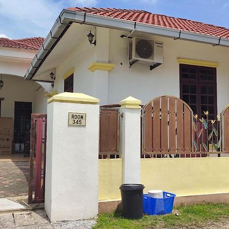 Room 345 Kota Bharu Exterior foto